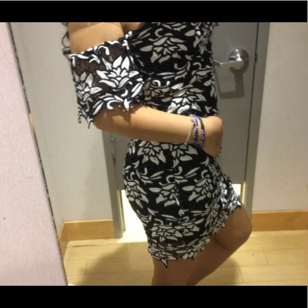 CHARLOTTE RUSSE DRESS - Picture 2 of 3